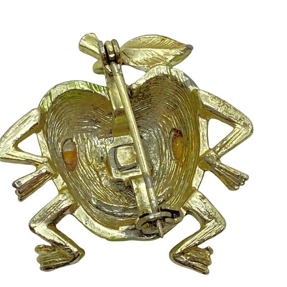 Googley Eye Green Apple Jewelry Brooch Pin Vintage 1950s Womens Gold Tone - Picture 2 of 15